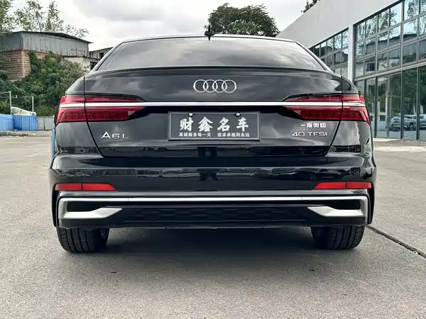 Audi A6L 2023, фото 10