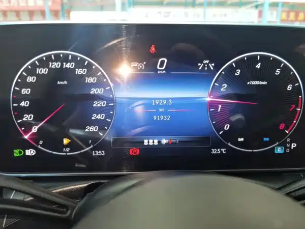 Mercedes-Benz C-Class 2023, фото 11