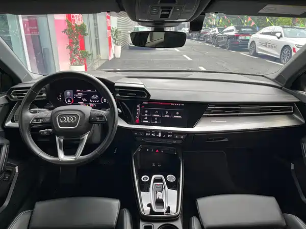 Audi A3 2025, фото 15