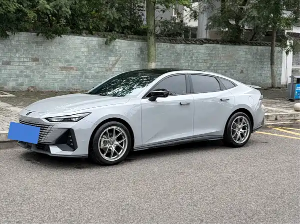 Changan UNI-V 2022