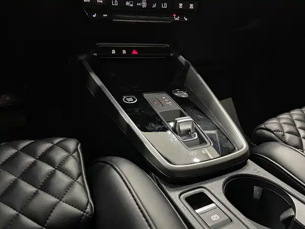 Audi A3 2022, фото 6