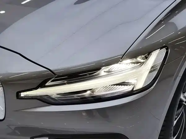 Volvo S60 2022, фото 8