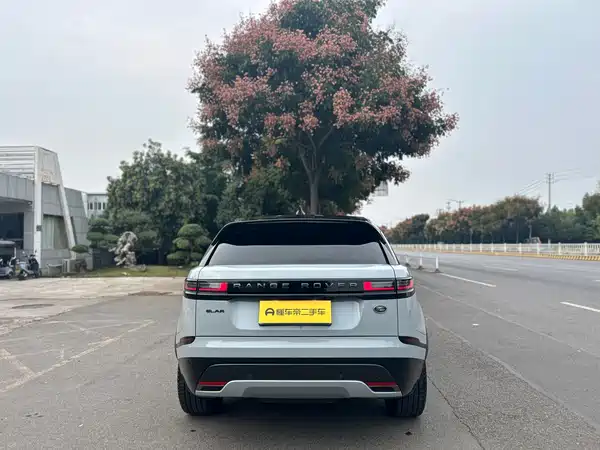 Land Rover Range Rover Velar 2024, фото 4