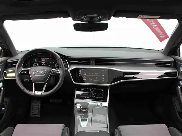 Audi A6L 2024, фото 6