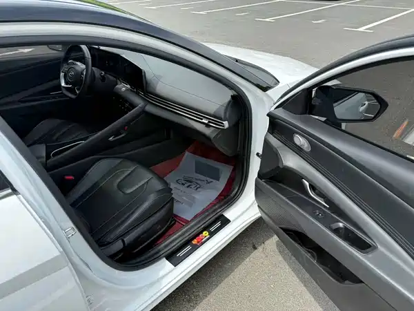 Hyundai Elantra 2022, фото 11