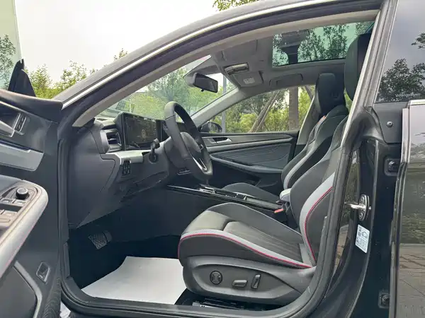 Volkswagen Lamando 2023, фото 9