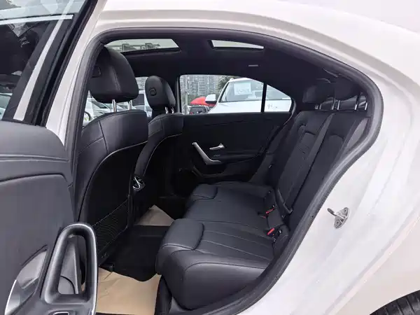 Mercedes-Benz A-Class 2023, фото 11