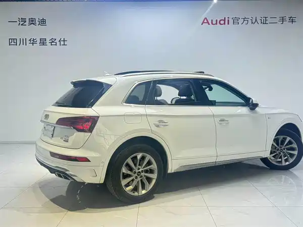 Audi Q5L 2022, фото 4