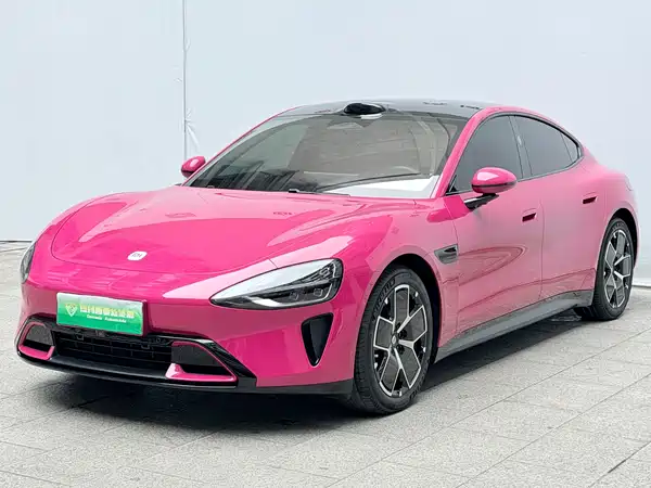 Xiaomi SU7 2024