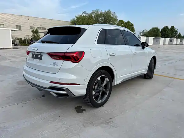 Audi Q3 2022, фото 12