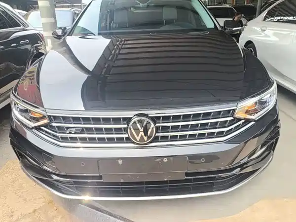 Volkswagen Magotan 2023, фото 2