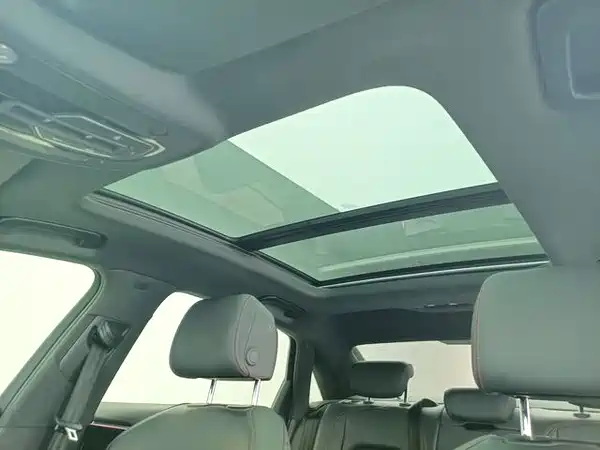 Audi A4L 2022, фото 8