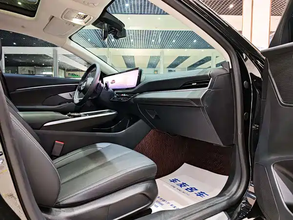 Buick LaCrosse 2025, фото 9