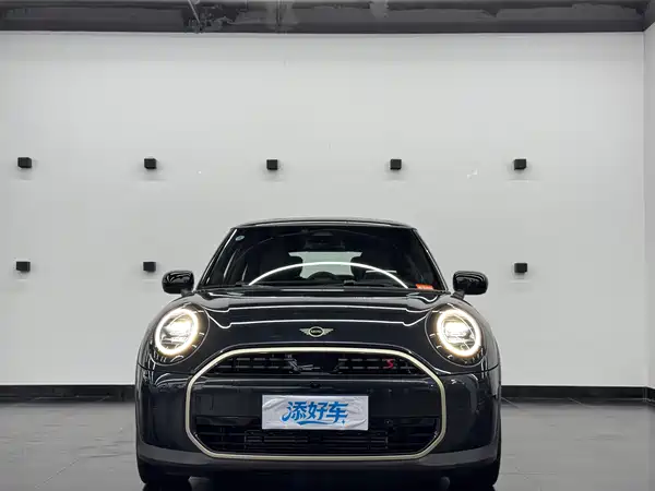 MINI 2025, фото 2