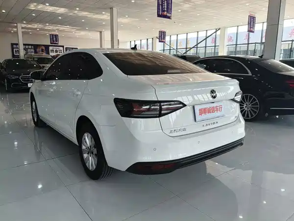 Volkswagen Lavida 2023, фото 6