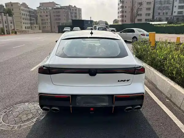 Changan UNI-V 2022, фото 5