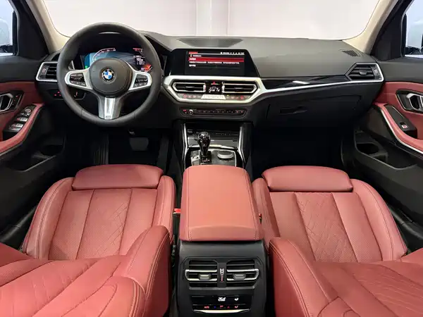 BMW 3 Series 2022, фото 11
