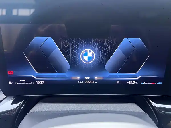 BMW X1 2023, фото 11