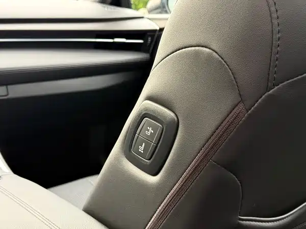 Toyota Avalon 2023, фото 13