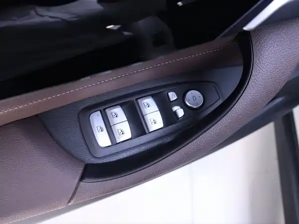 BMW X1 2022, фото 17