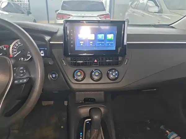 Toyota Corolla 2022, фото 12