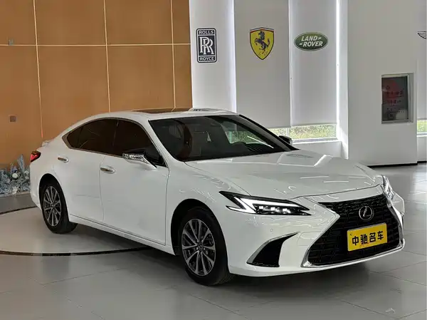 Lexus ES 2025, фото 3
