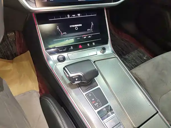 Audi A6L 2023, фото 13