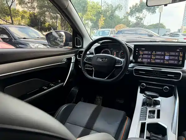 Geely Coolray 2023, фото 6