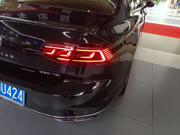 Volkswagen Magotan 2023, фото 7
