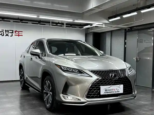Lexus RX 2020, фото 3