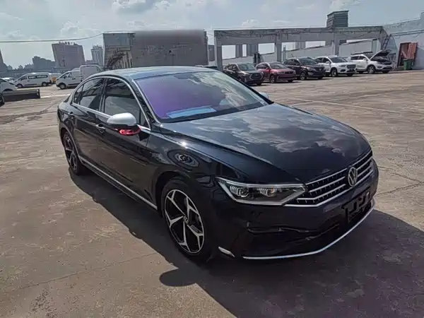 Volkswagen Magotan 2026, фото 3