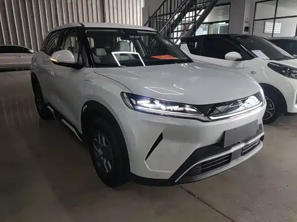 BYD Yuan UP 2025, фото 4