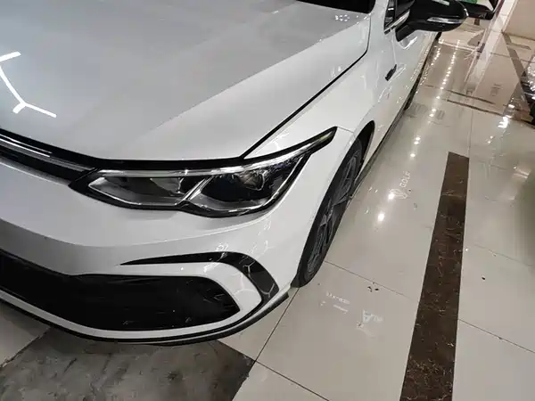Volkswagen Golf 2023, фото 24