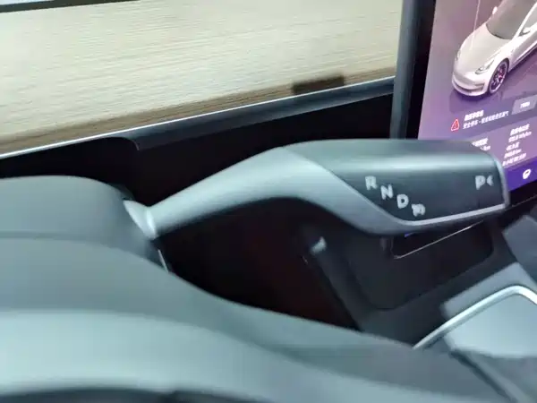 Tesla Model 3 2022, фото 13