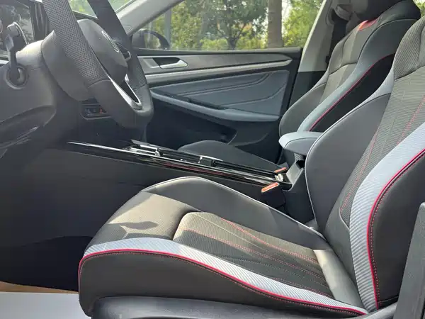 Volkswagen Lamando 2023, фото 16