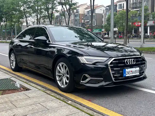 Audi A6L 2023, фото 2