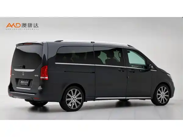 Mercedes-Benz V-Class 2022, фото 3