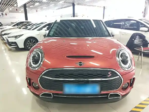 MINI CLUBMAN 2023, фото 2