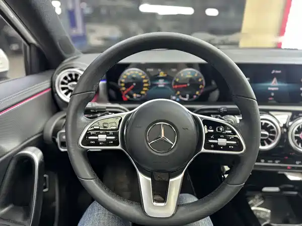 Mercedes-Benz A-Class 2021, фото 10