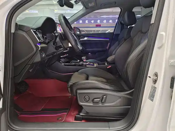 Audi Q5L 2022, фото 6