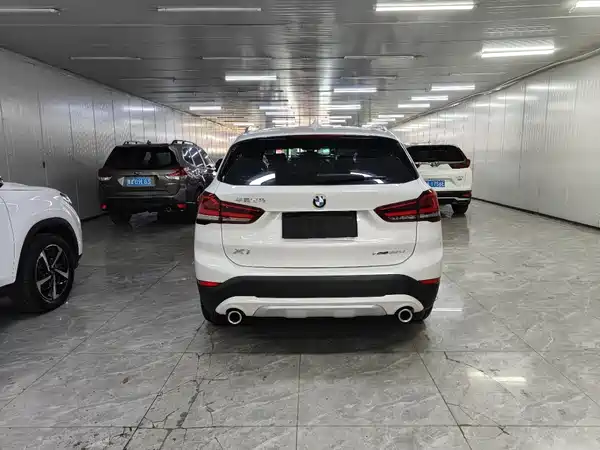 BMW X1 2022, фото 8