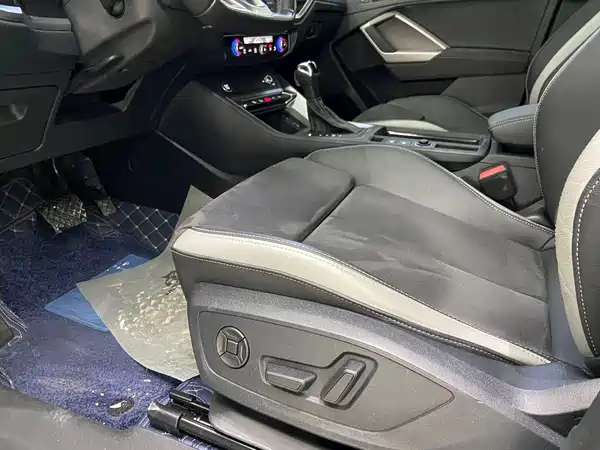 Audi Q3 2022, фото 19
