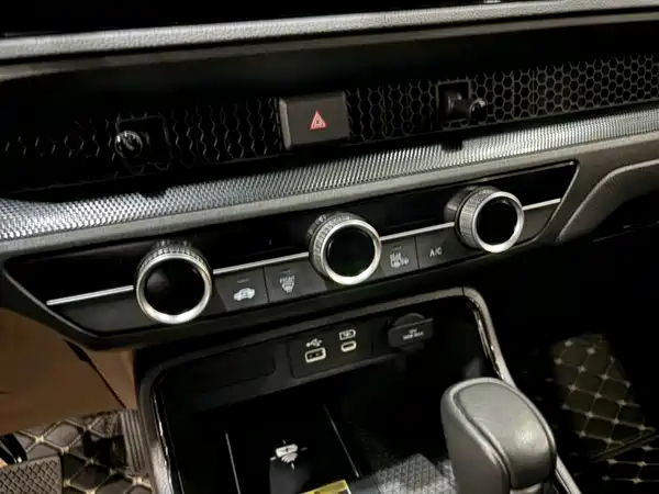 Honda CR-V 2023, фото 10