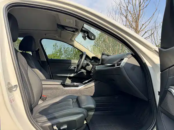BMW i3 2022, фото 11