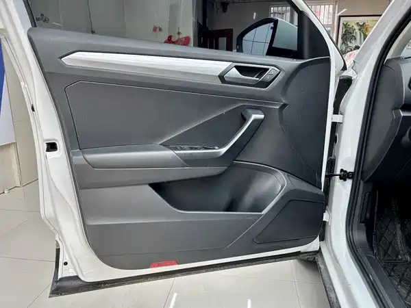 Volkswagen T-ROC 2022, фото 19