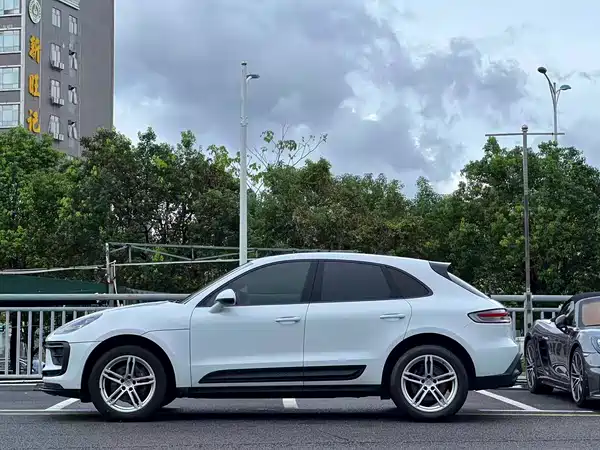 Porsche Macan 2022, фото 4