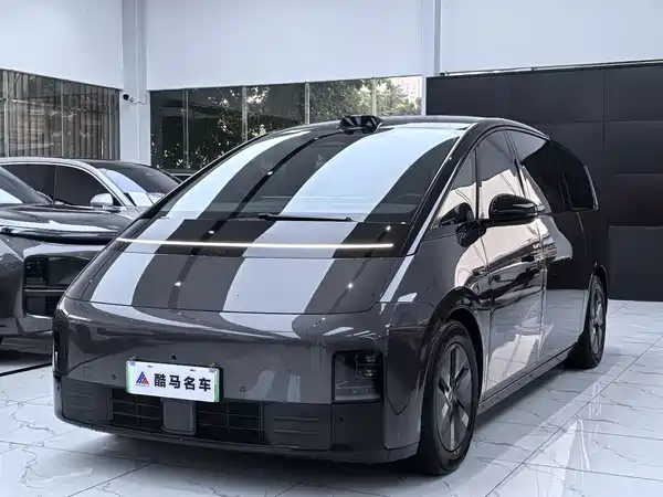 Li Auto MEGA 2024