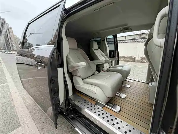 Buick GL8 2023, фото 8