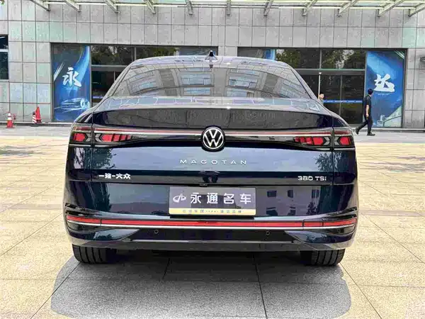 Volkswagen Magotan 2024, фото 9