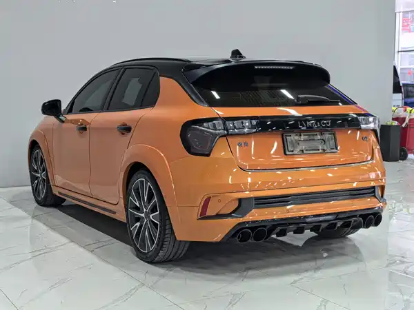 Lynk & Co 02 Hatchback 2021, фото 15